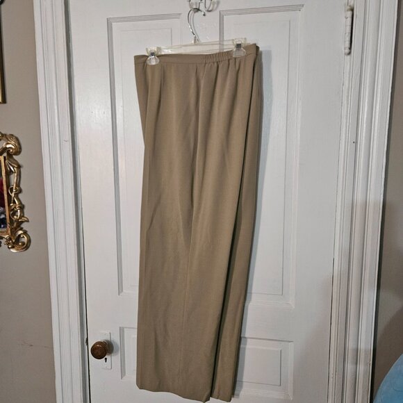 Dress Suit 2Pc Beige 18W w/Waist Tie and Breast Pocket design New with tags - Picture 13 of 14